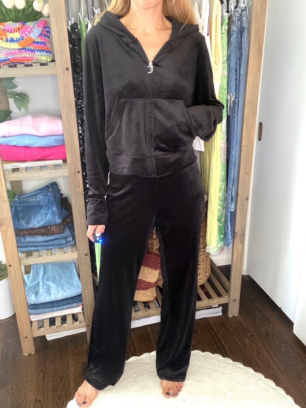 JUICY COUTURE Black Velour Pants & Hooded Sweatshirt Set with Silver JC Logo! 🖤 - Picture 5 of 16